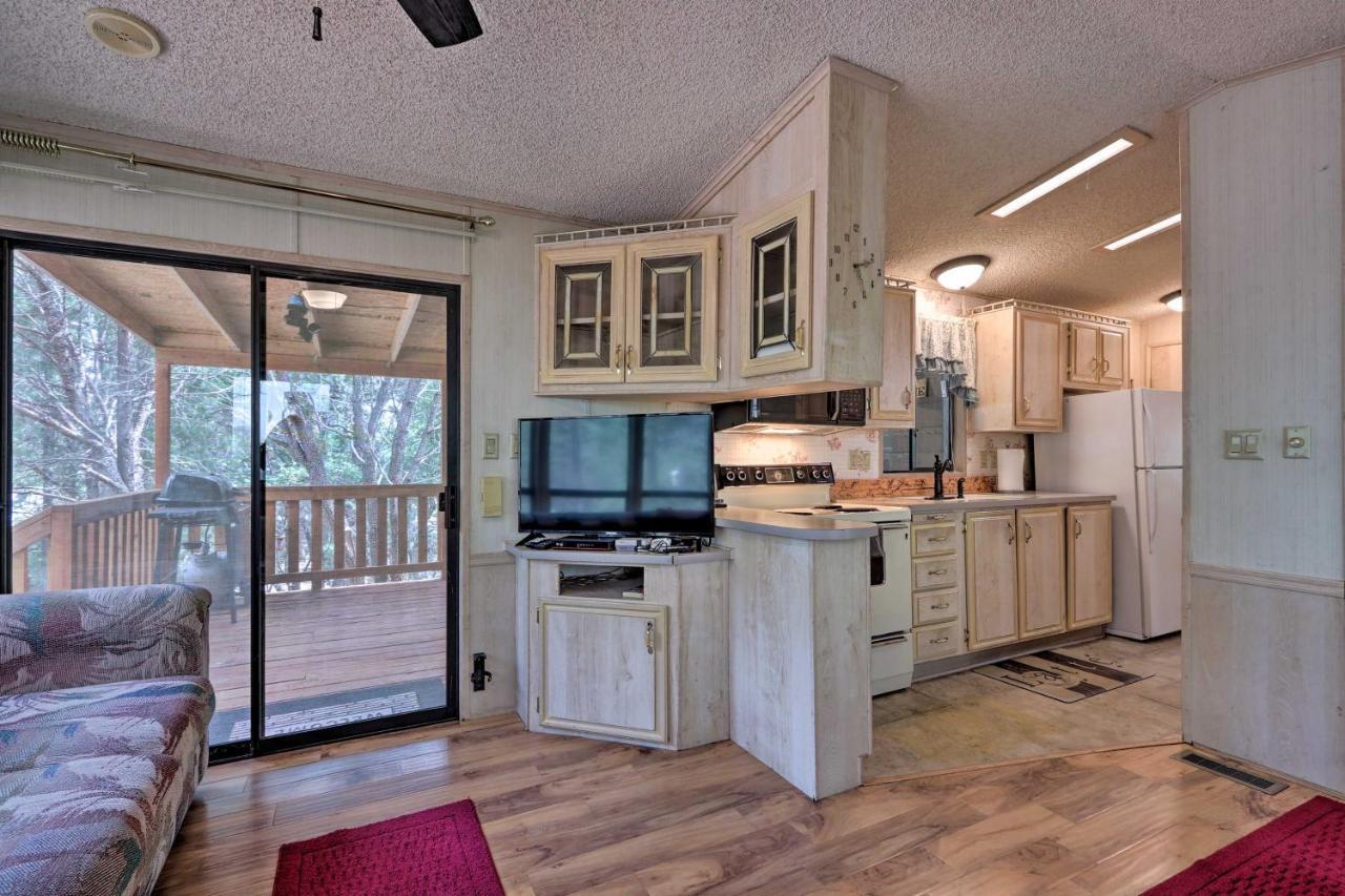 Show Low Home With Deck And Grill - 13 Mi To Hon-Dah! Bagian luar foto